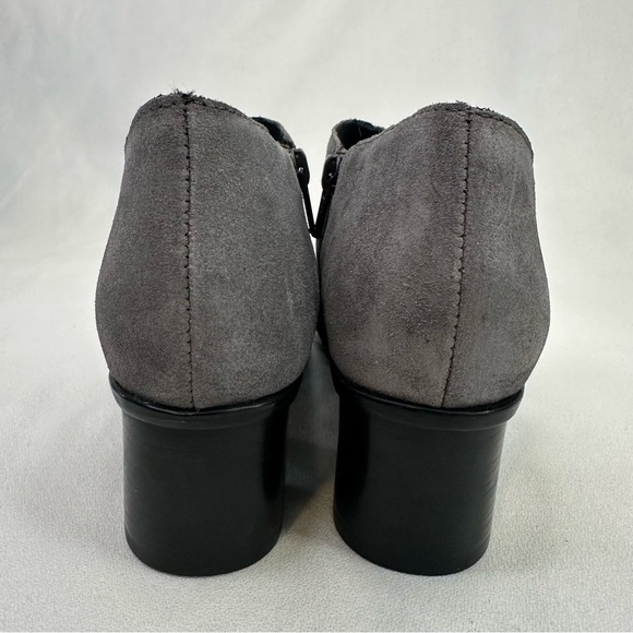Munro Gray Heeled Boots with Chunky Heel and Open Toe Design - Picture 7 of 11